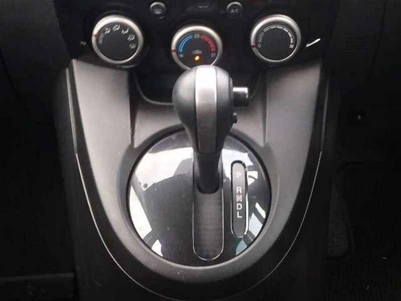 2013 Mazda Demio