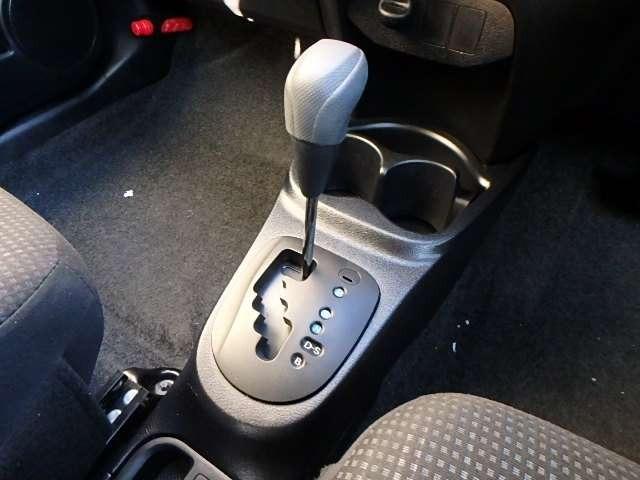 2015 Toyota Vitz