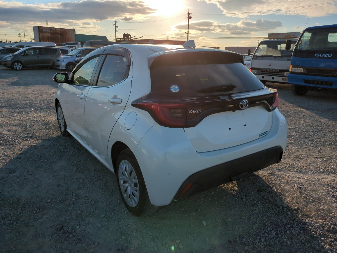TOYOTA YARIS