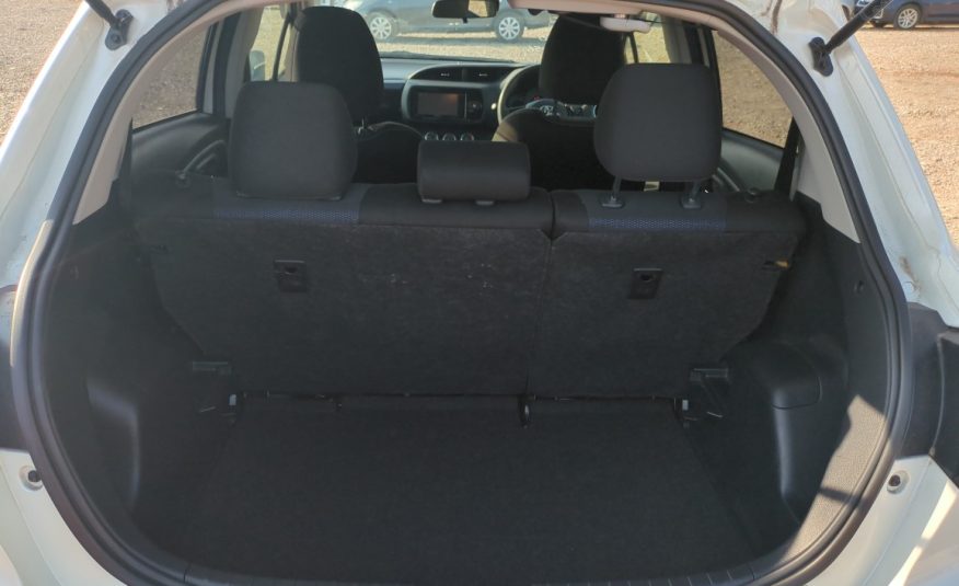 TOYOTA VITZ