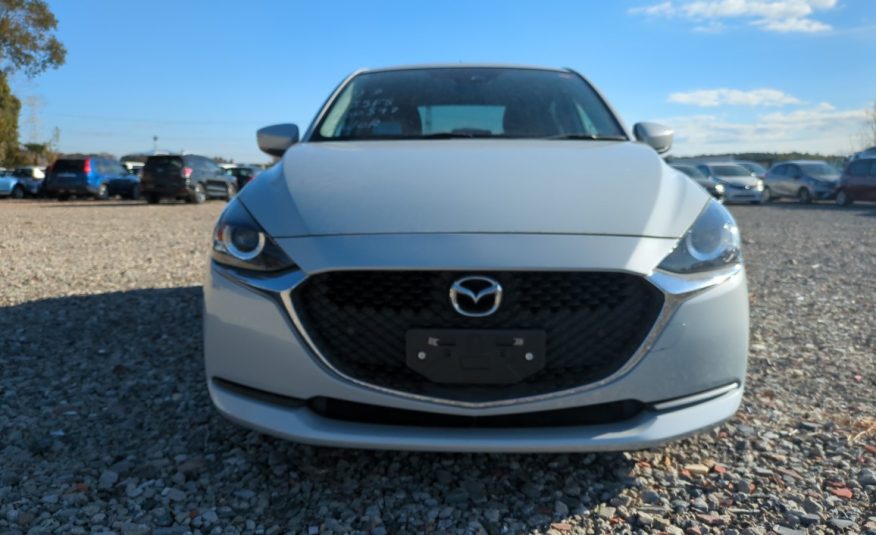 MAZDA2