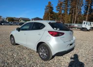 MAZDA2