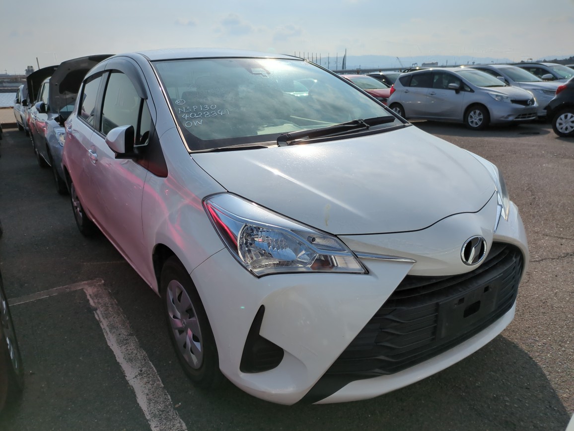 TOYOTA VITZ