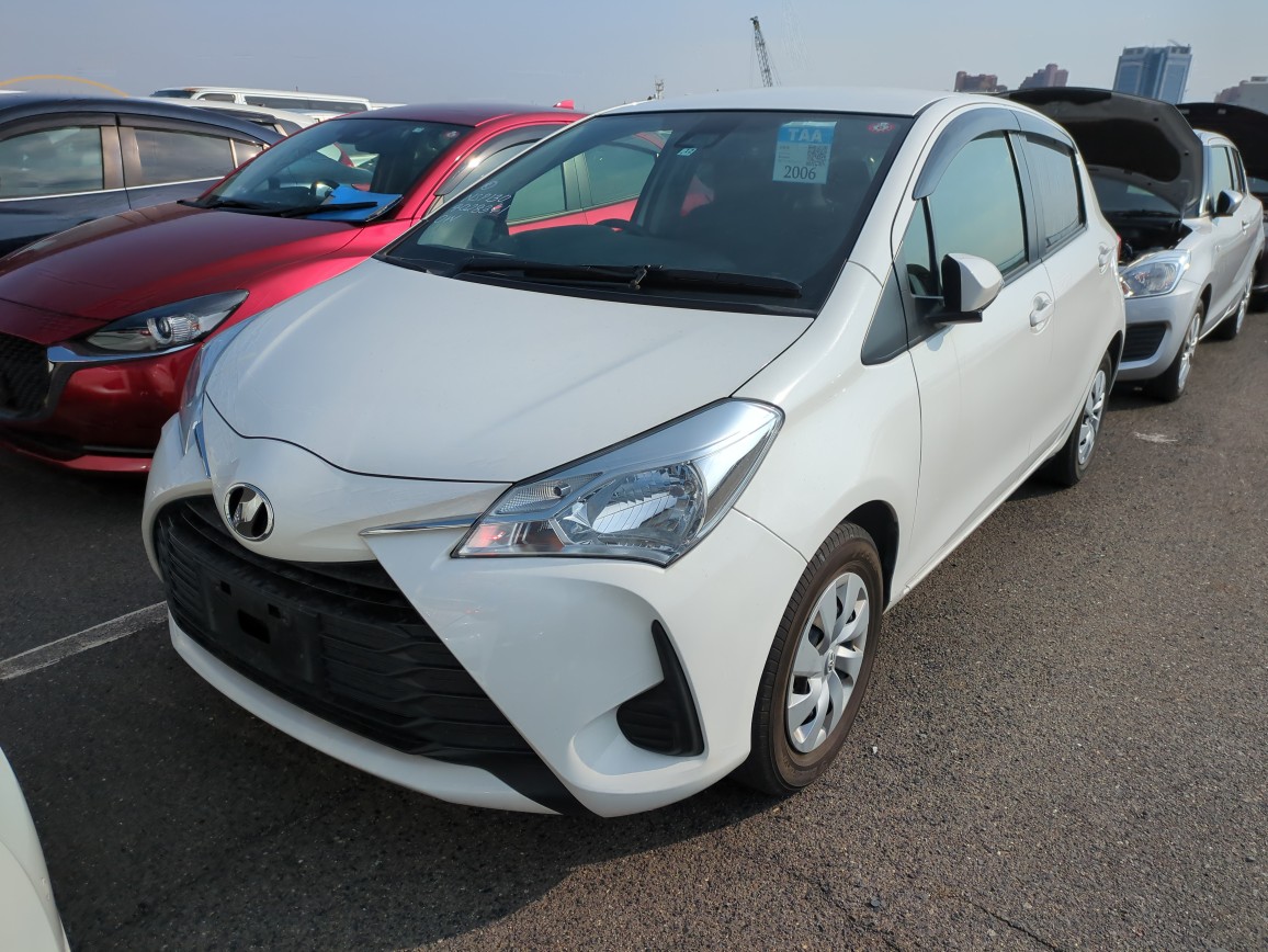 TOYOTA VITZ