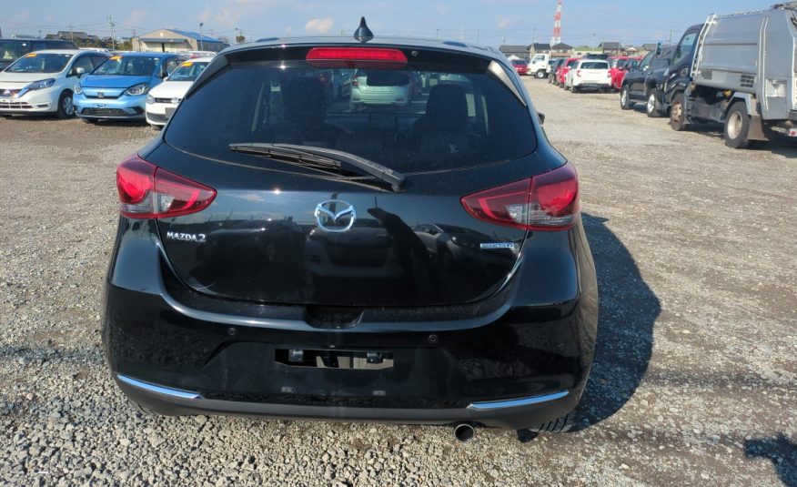 MAZDA2