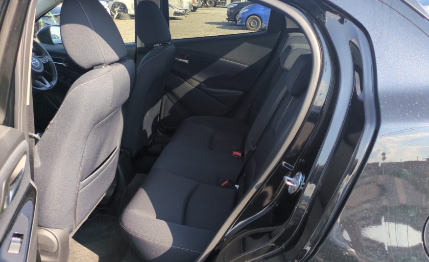 MAZDA2