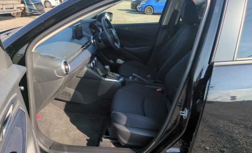 MAZDA2