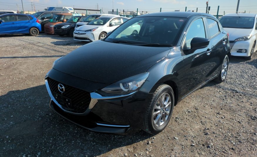 MAZDA2
