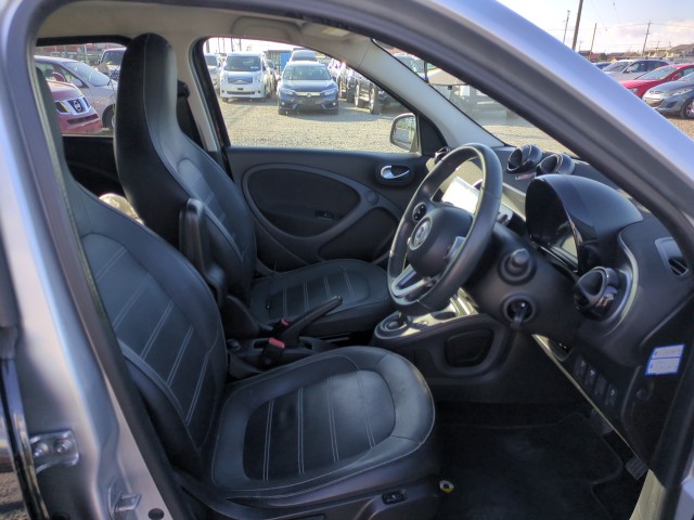 SMART FORFOUR
