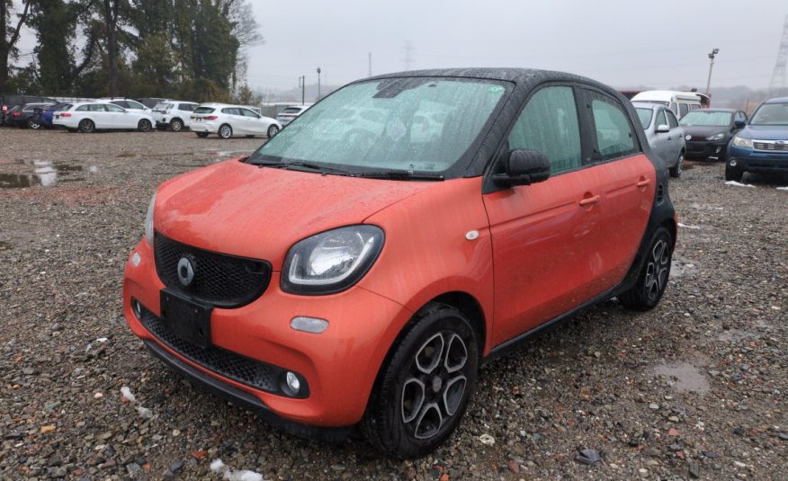 SMART FORFOUR