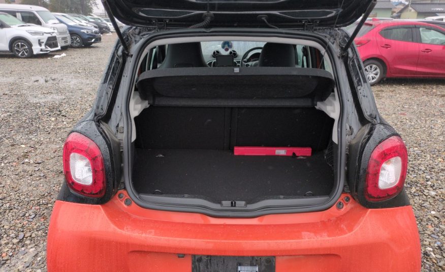 SMART FORFOUR